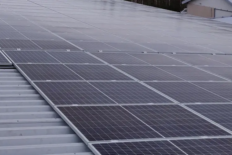 Aurinkopaneelit tarjous